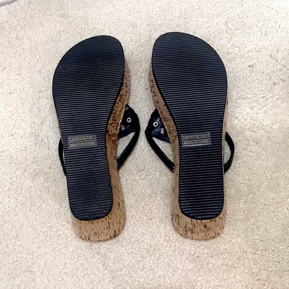 🆕🔥EXPRESS SMALL PLATFORM CORK WEDGES BLACK&BLING SILVER STONES REALLY CUTE!! - Picture 10 of 12